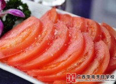 夏季可以适量吃西红柿