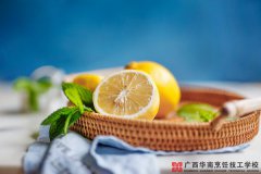 假如生活给你一个柠檬，只会做柠檬水就太浪费了